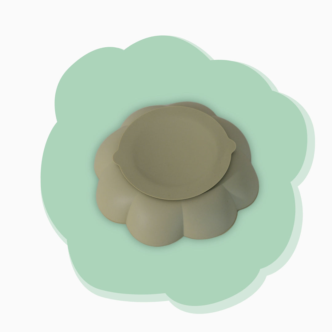 Interactive Floral Slow Feeder in Sage – Best Anti-Gulping Pet Bowl